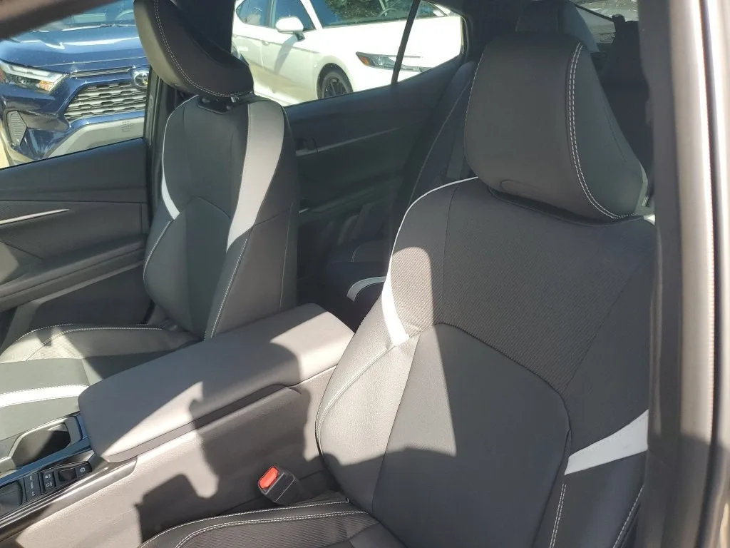2026 Toyota Camry SE photo 18