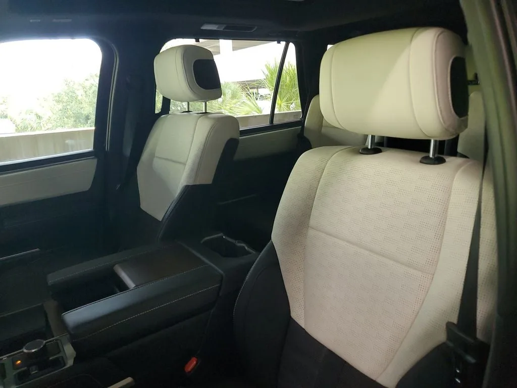 2025 Toyota Sequoia Capstone photo 21