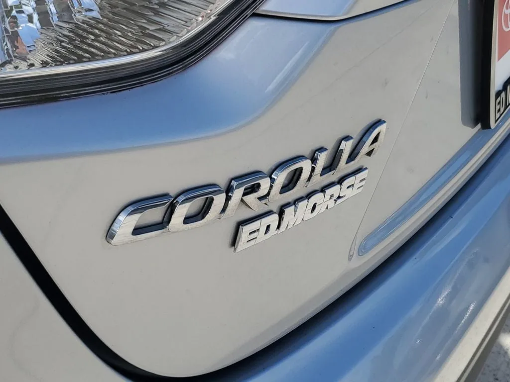 2024 Toyota Corolla Hybrid LE photo 8
