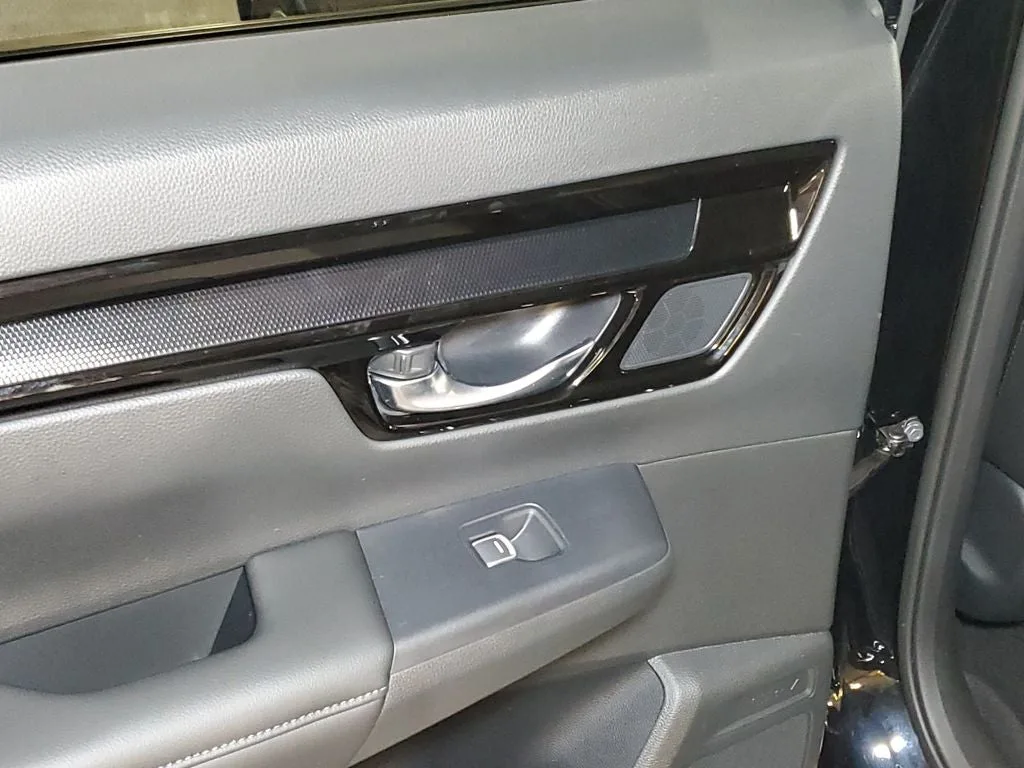 2025 Honda CR-V EX-L photo 12