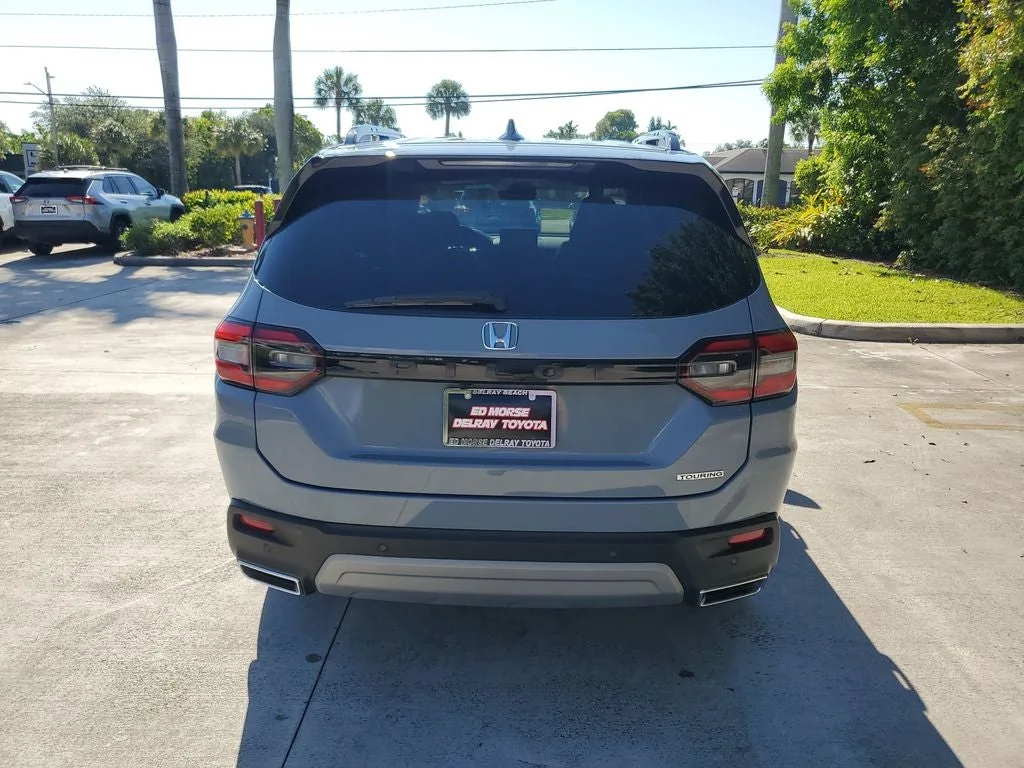 2025 Honda Pilot Touring photo 5