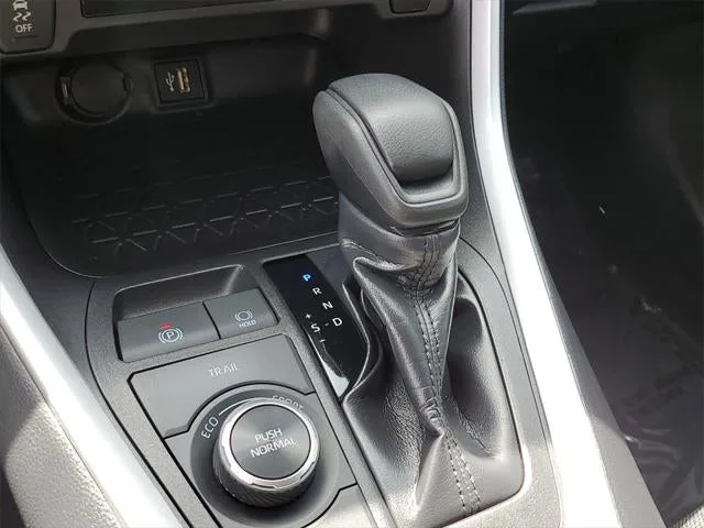 2024 Toyota RAV4 Hybrid LE photo 29