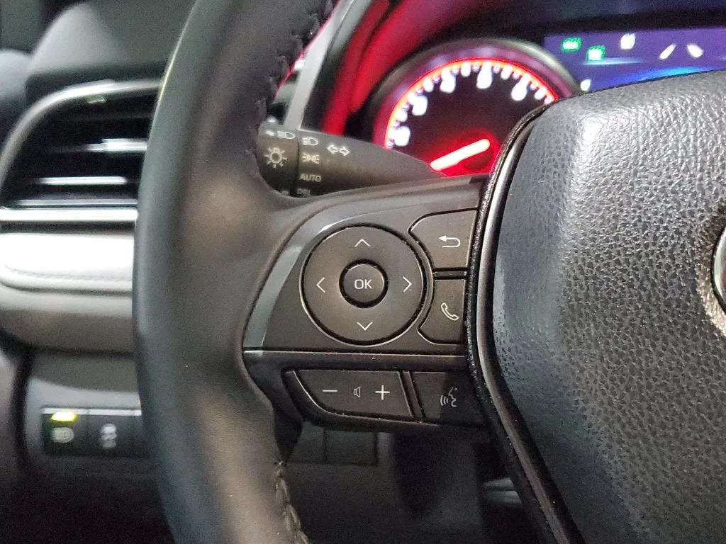 2021 Toyota Camry XSE photo 25