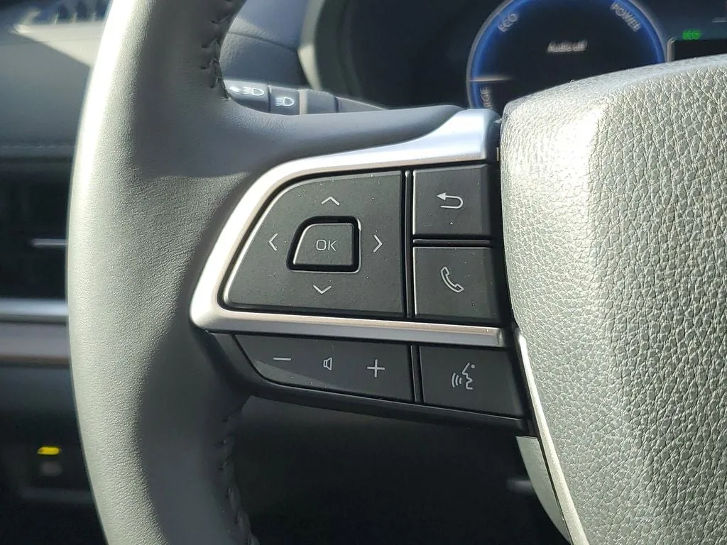 2024 Toyota Grand Highlander Hybrid Limited photo 25