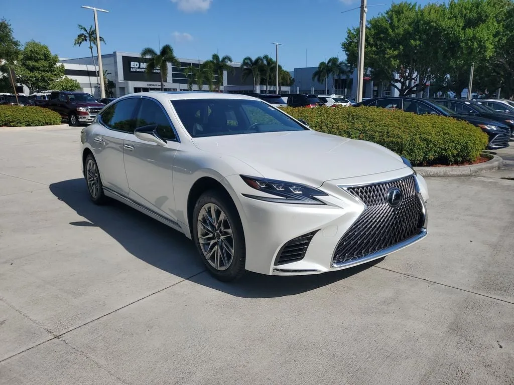 2018 Lexus LS 500 Base photo 3