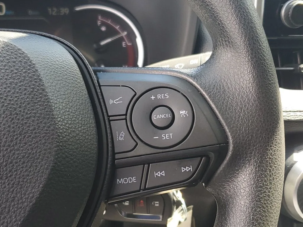 2024 Toyota RAV4 LE photo 23