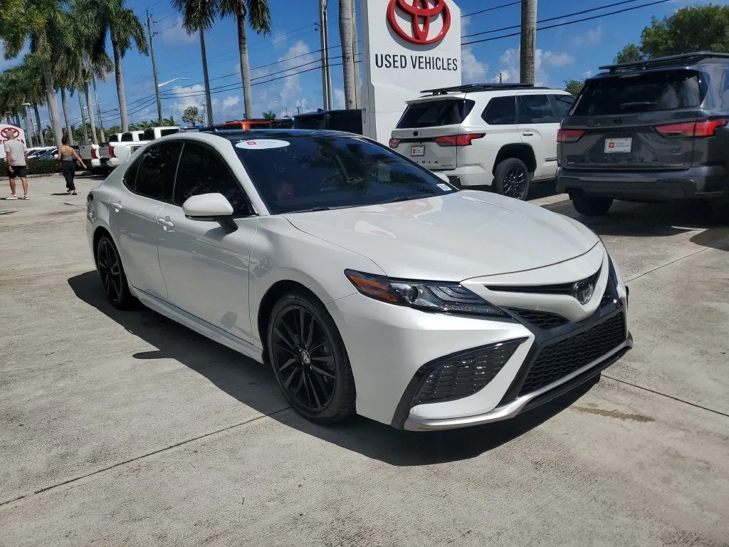 2024 Toyota Camry XSE photo 3