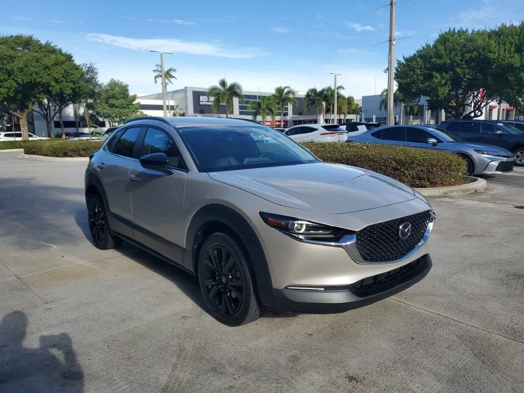 2024 Mazda CX-30 2.5 S Select Sport photo 3