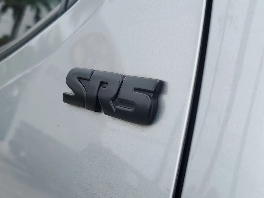 2023 Toyota Tacoma SR5 V6 photo 8
