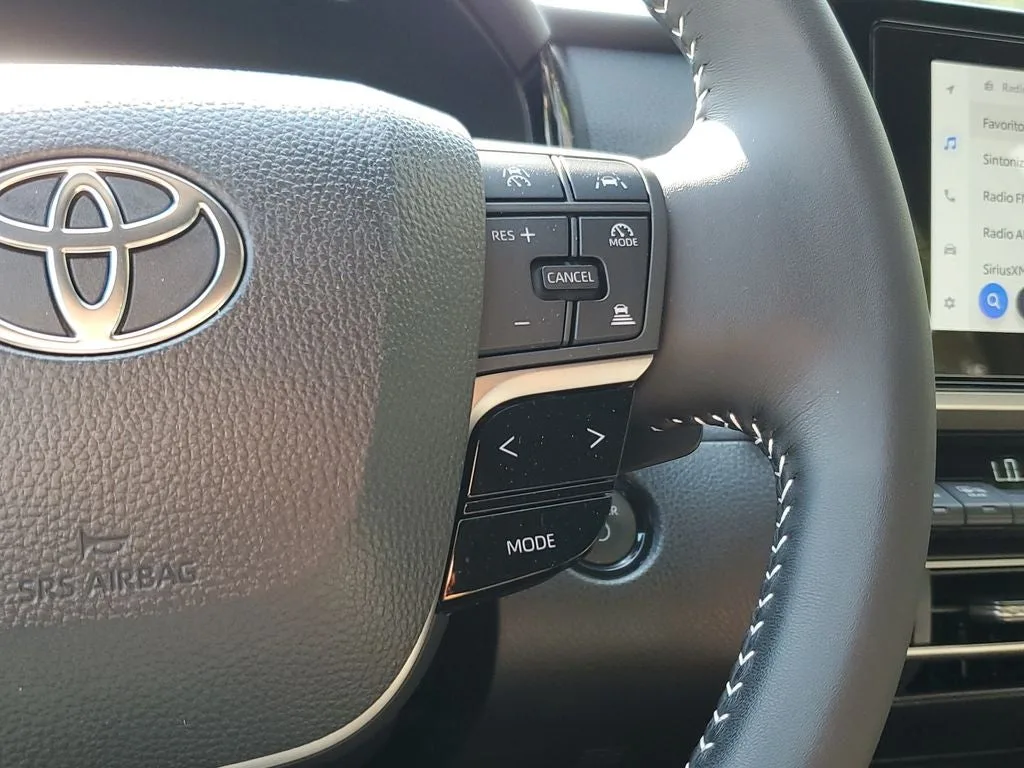 2026 Toyota Camry SE photo 22