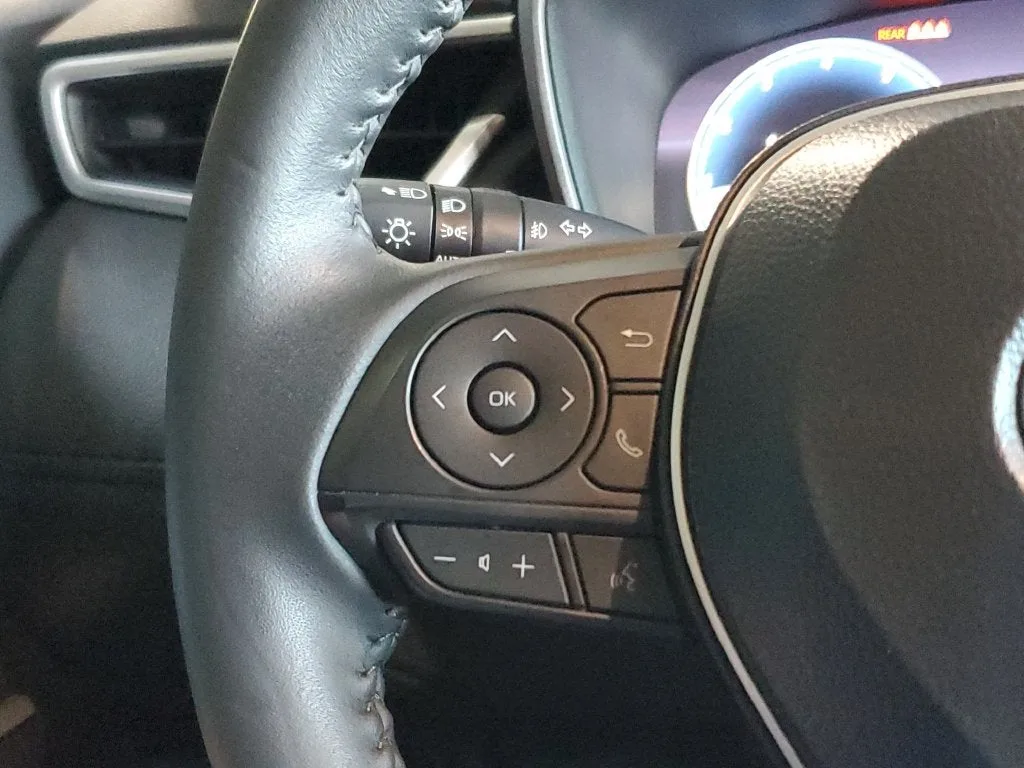 2026 Toyota Corolla Cross XLE photo 24