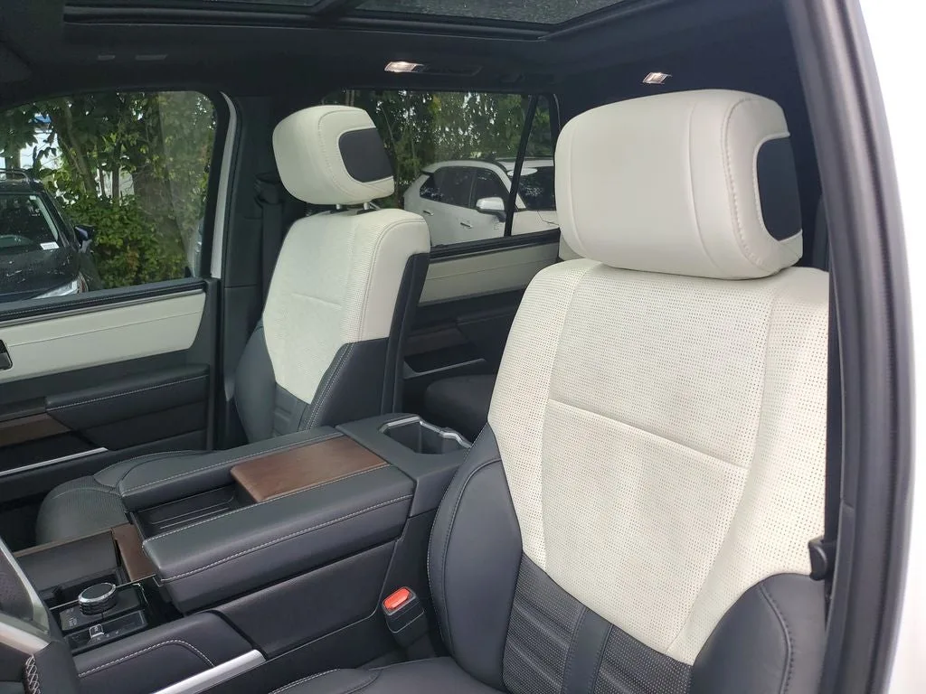 2025 Toyota Sequoia Capstone photo 19