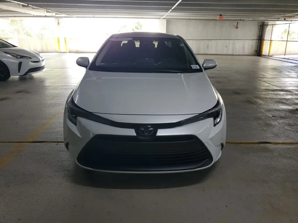 2024 Toyota Corolla Hybrid LE photo 2