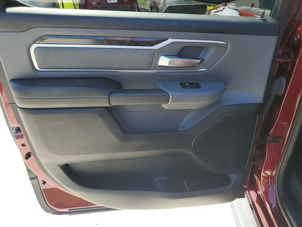 2023 RAM 1500 Big Horn/Lone Star photo 11