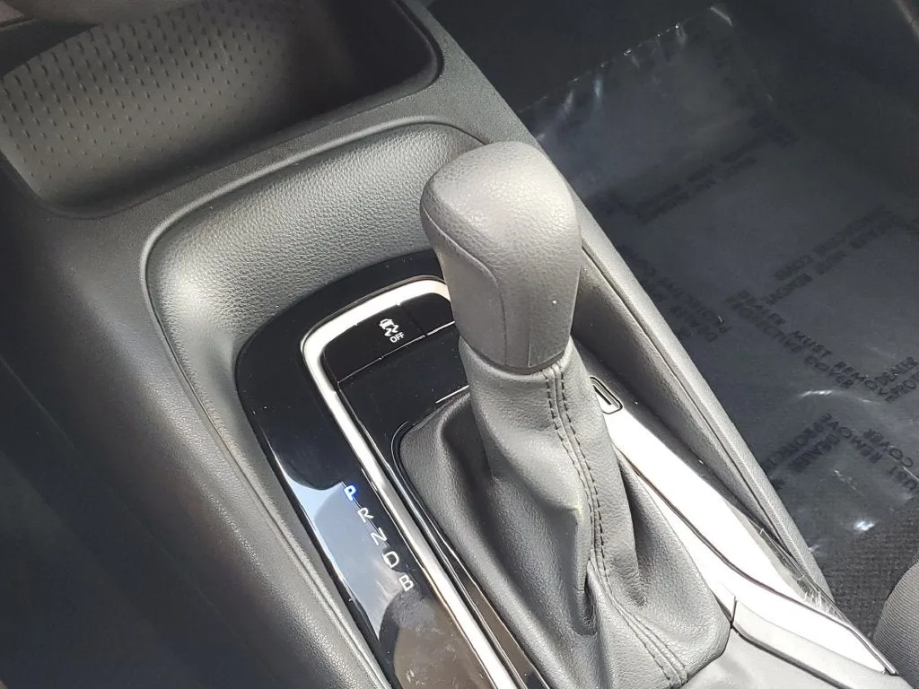 2024 Toyota Corolla LE photo 27
