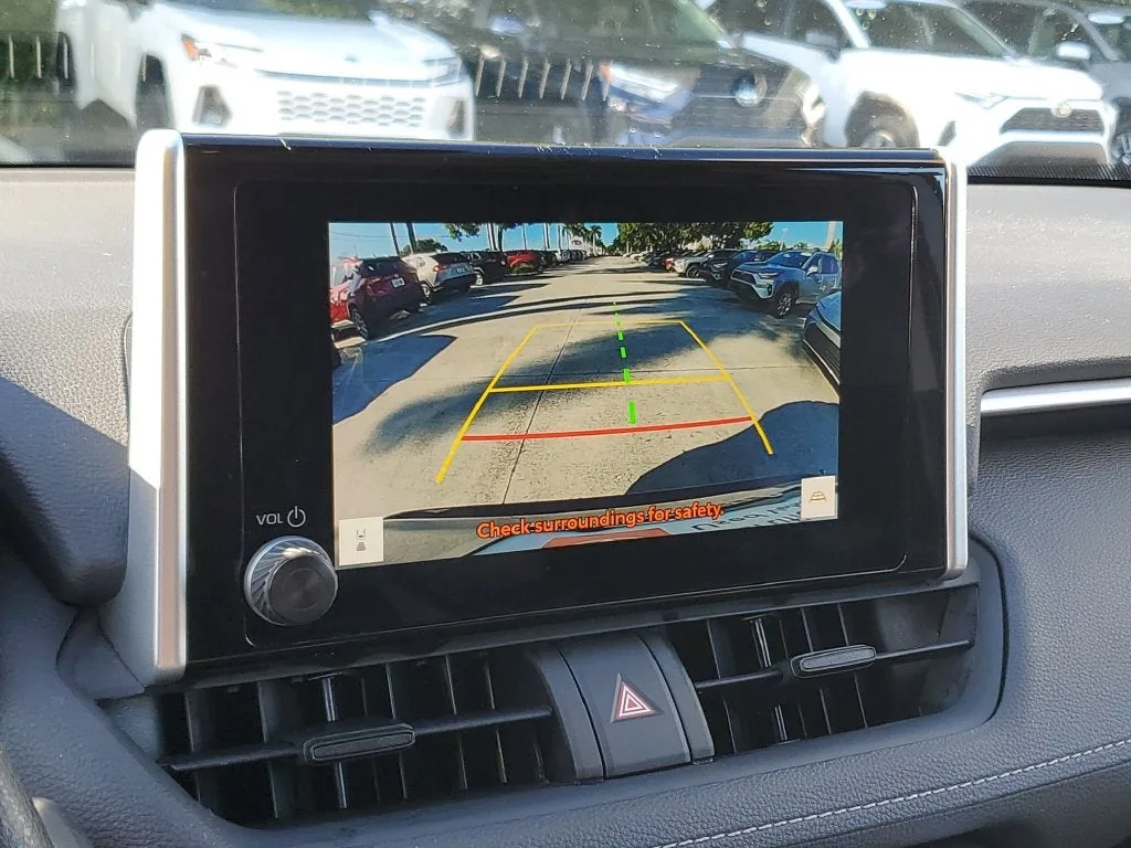 2024 Toyota RAV4 LE photo 27