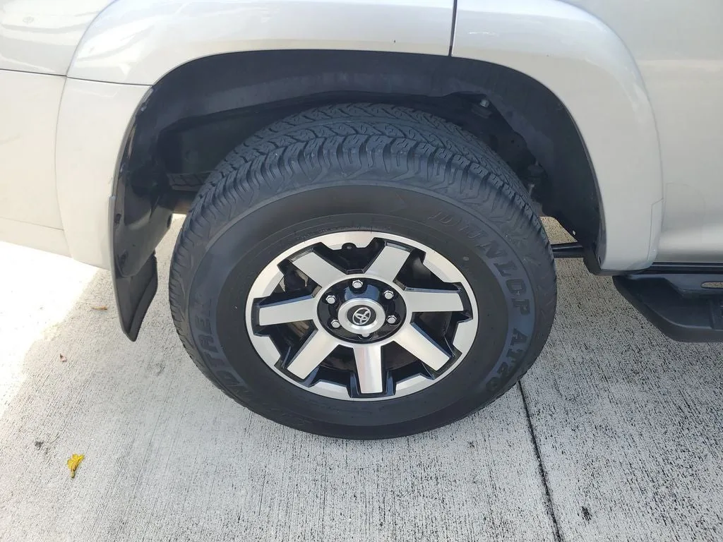 2021 Toyota 4Runner TRD Off-Road Premium photo 7