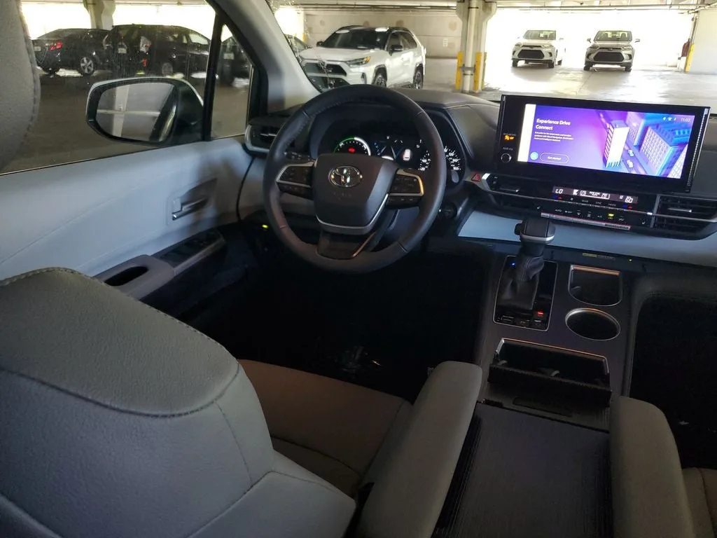 2026 Toyota Sienna XLE 7 Passenger photo 16