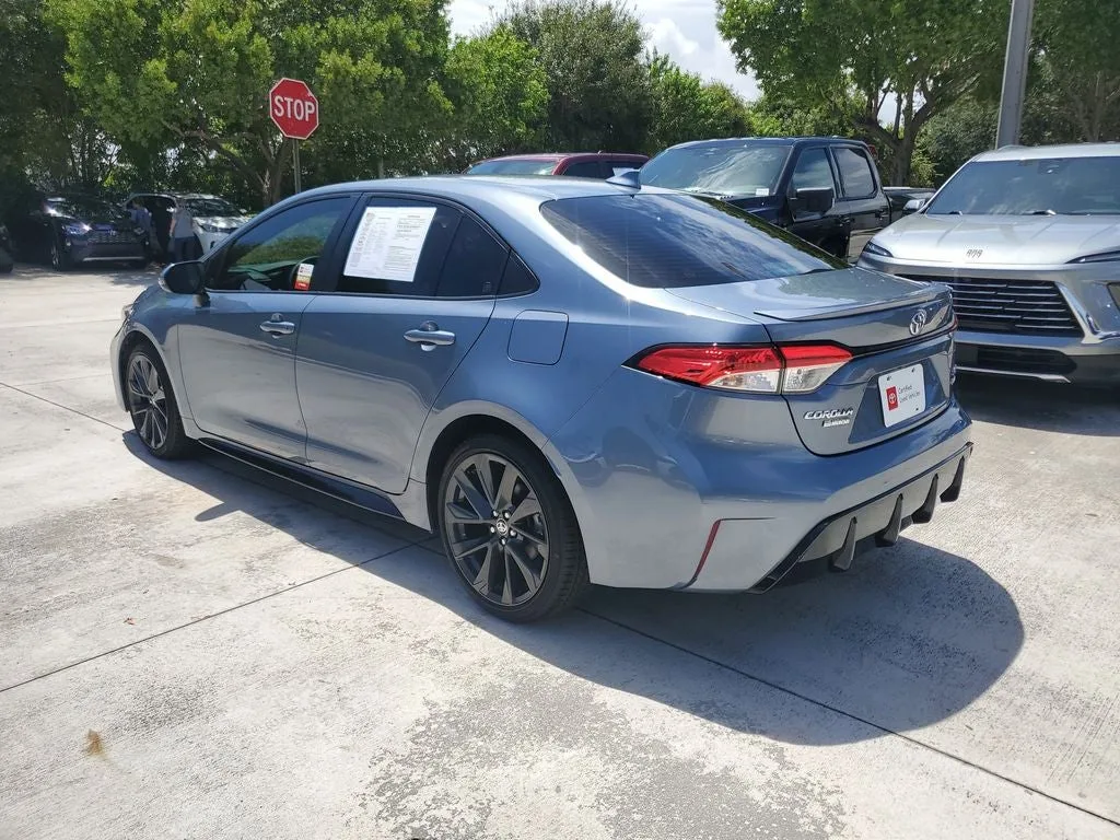 2026 Toyota Corolla Hybrid SE photo 6