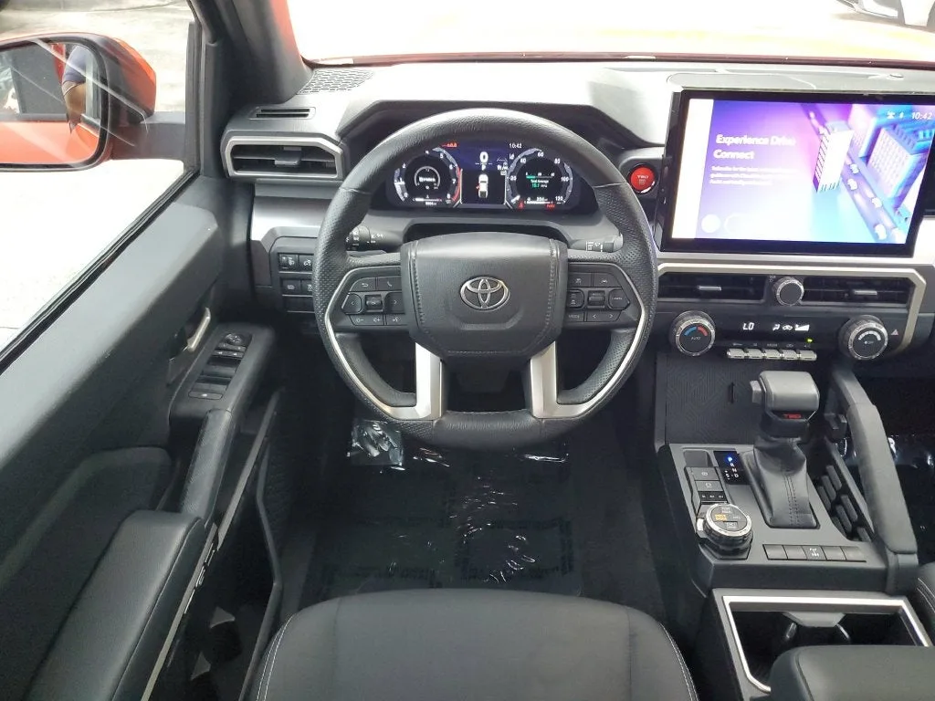 2024 Toyota Tacoma TRD Off-Road photo 14