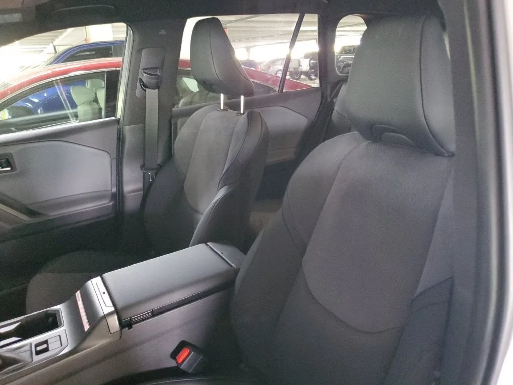 2026 Toyota RAV4 XSE photo 20