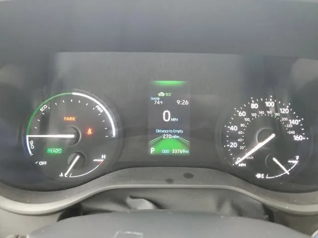 2022 Toyota Sienna XSE 7 Passenger photo 31
