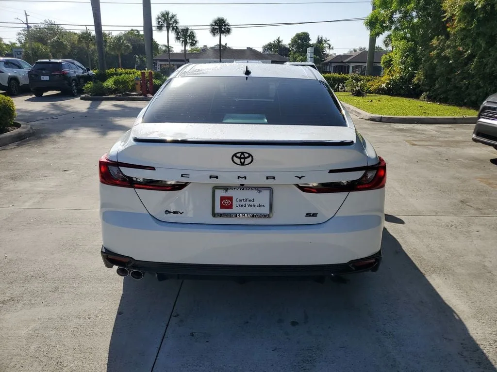 2026 Toyota Camry SE Nightshade photo 5