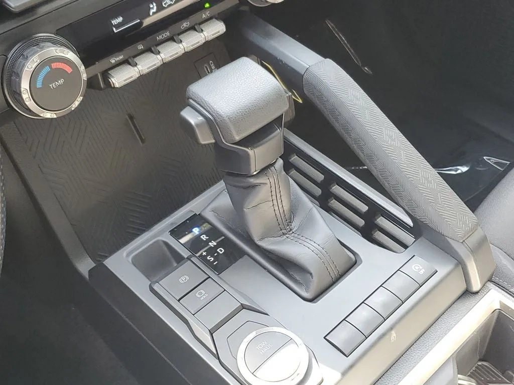 2025 Toyota Tacoma SR5 photo 28