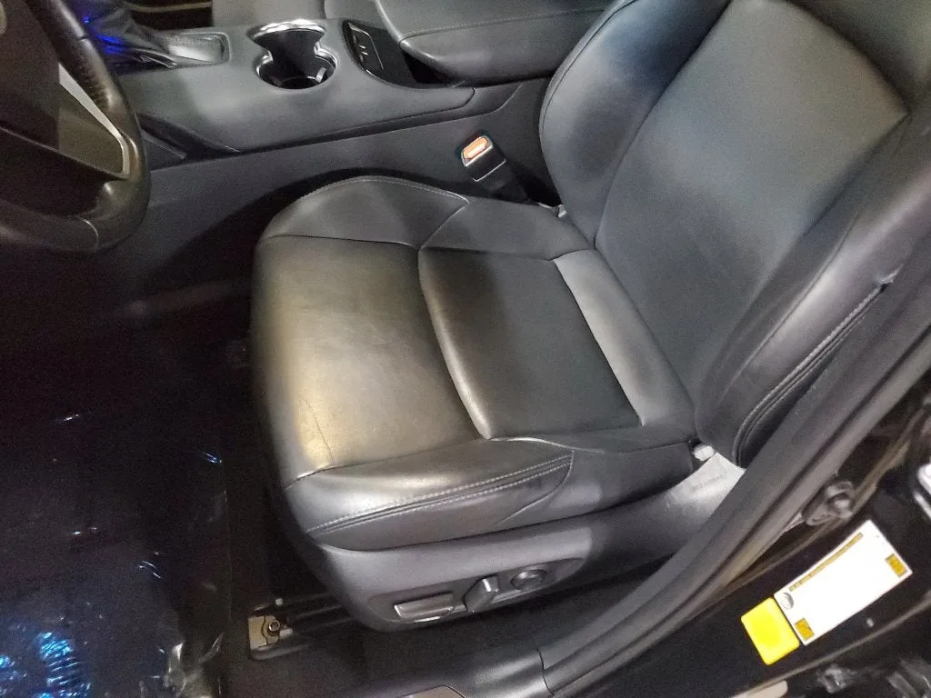 2023 Toyota Venza Nightshade photo 21