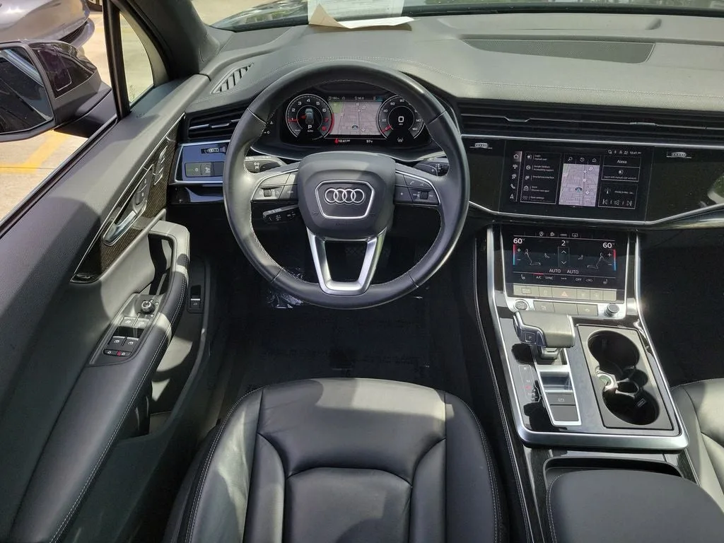 2025 Audi Q7 55 Premium Plus quattro photo 15