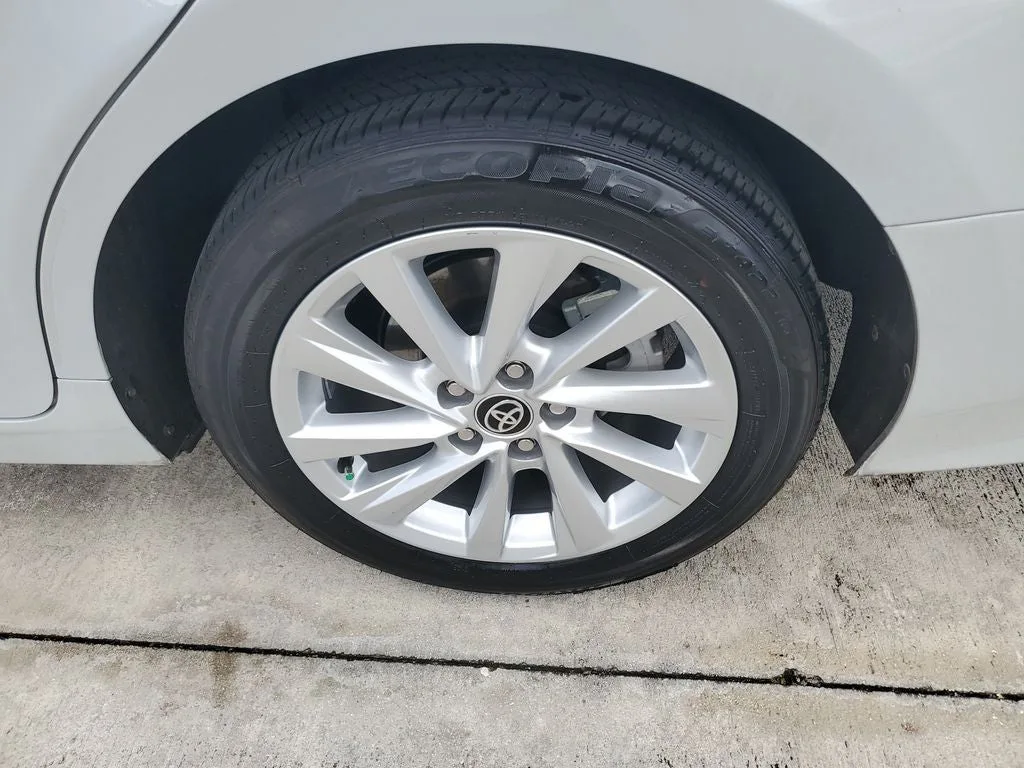 2024 Toyota Camry LE photo 7