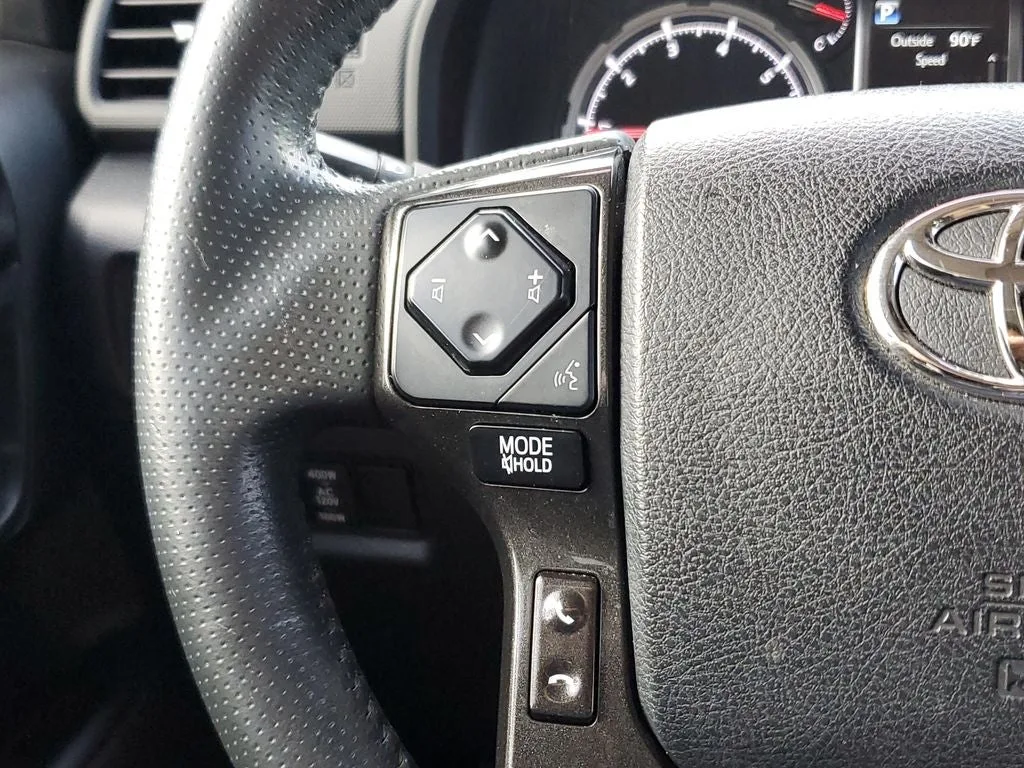 2021 Toyota 4Runner TRD Off-Road Premium photo 23