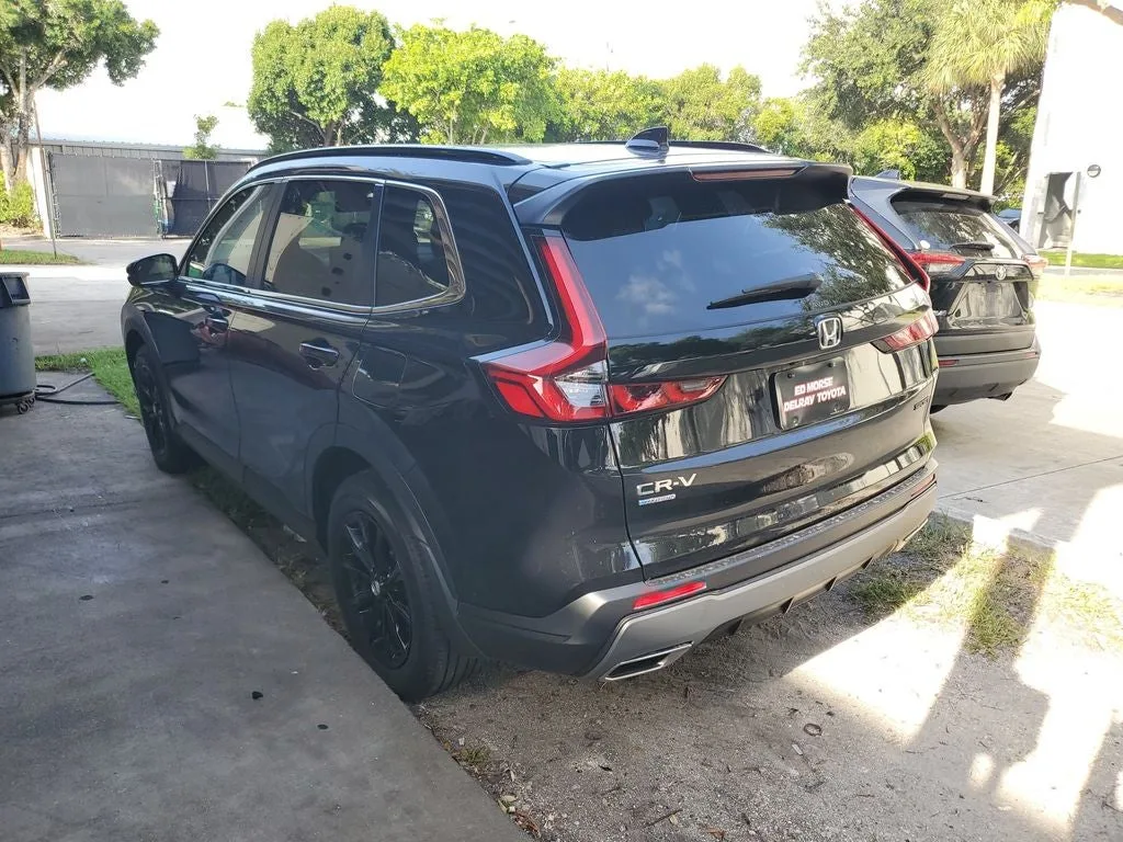 2025 Honda CR-V Hybrid Sport photo 2
