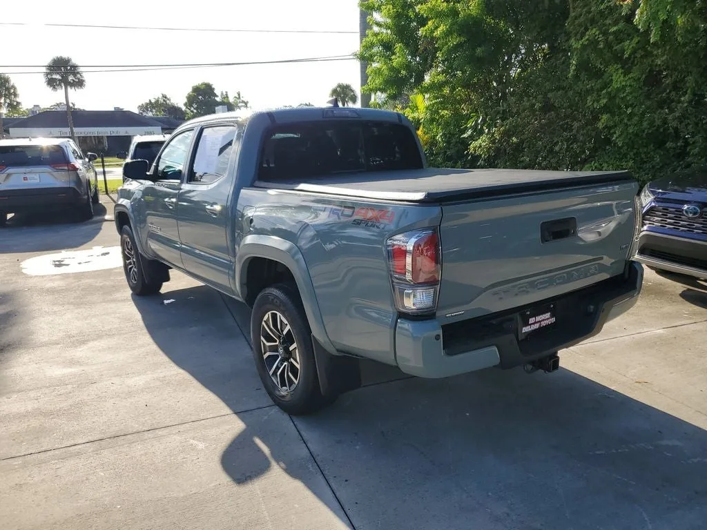 2023 Toyota Tacoma TRD Sport V6 photo 5