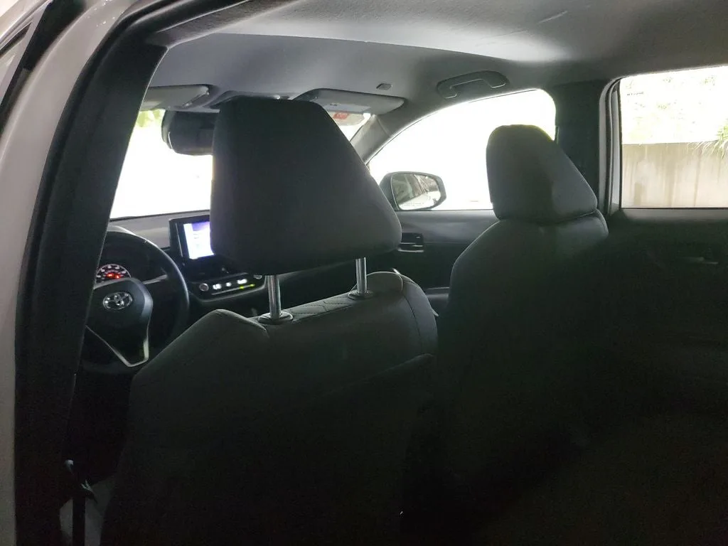 2024 Toyota Corolla Cross LE photo 13