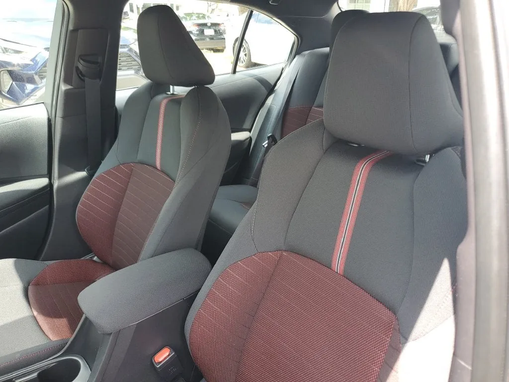 2026 Toyota Corolla SE photo 19