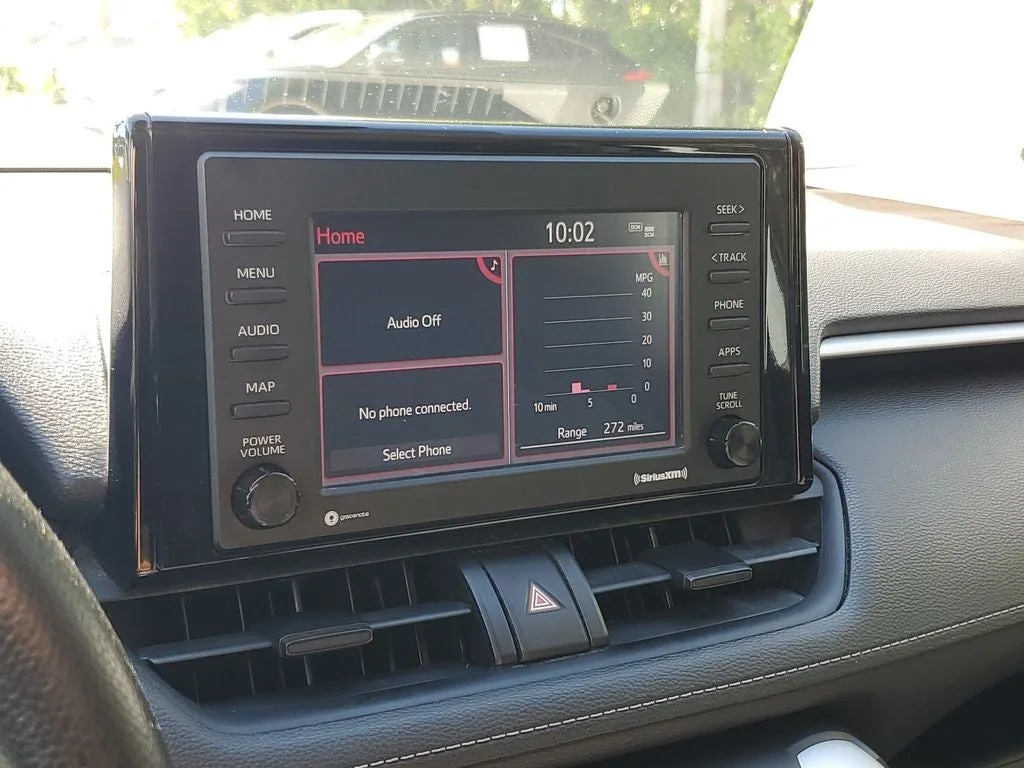 2021 Toyota RAV4 LE photo 26