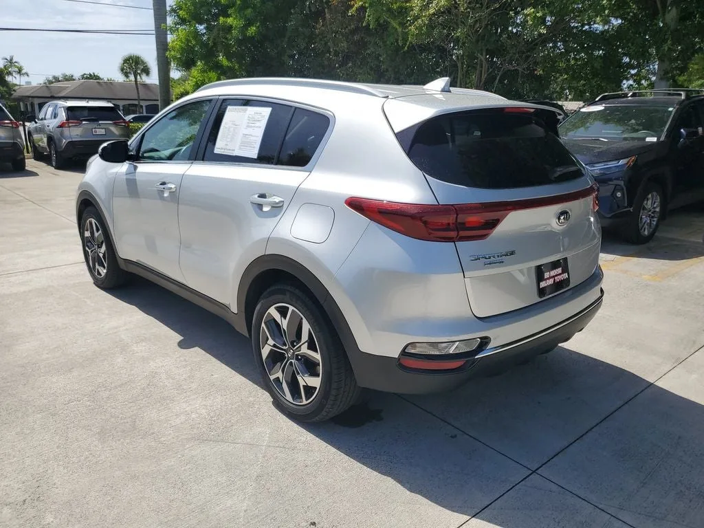 2021 Kia Sportage EX photo 6