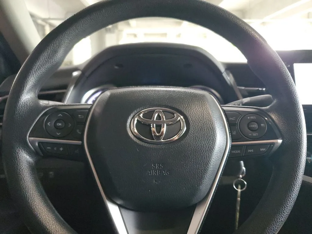 2023 Toyota Camry LE photo 21