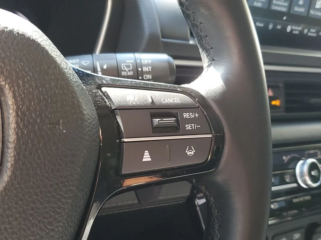 2025 Honda Pilot Touring photo 26