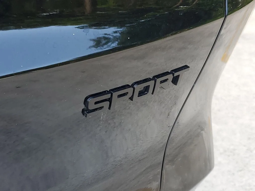 2023 Honda CR-V Hybrid Sport photo 9