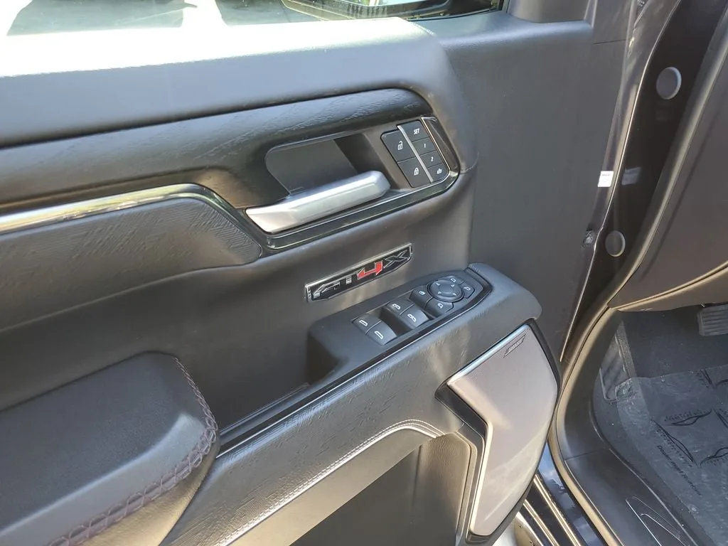 2024 GMC Sierra 1500 AT4X photo 21