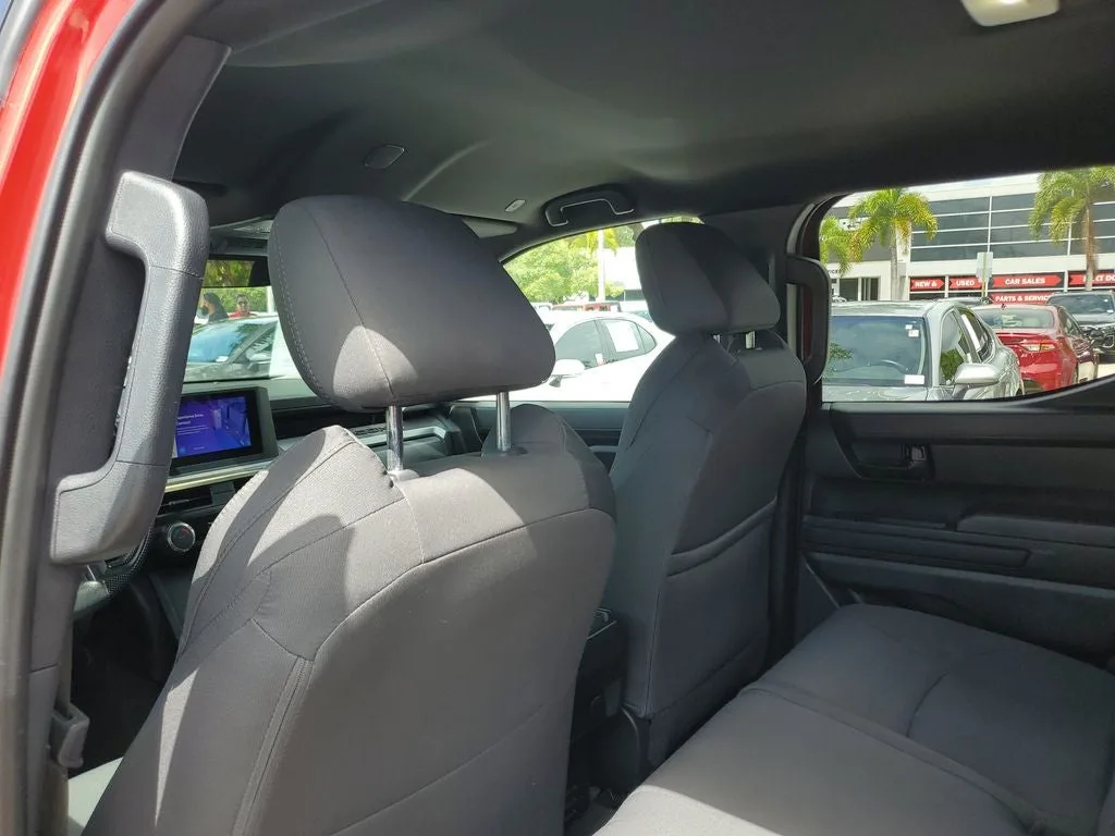 2025 Toyota Tacoma SR5 photo 13