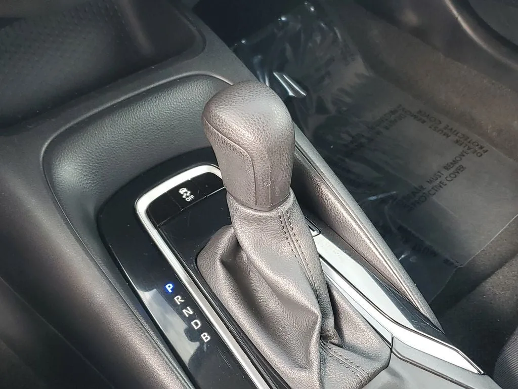 2024 Toyota Corolla LE photo 28