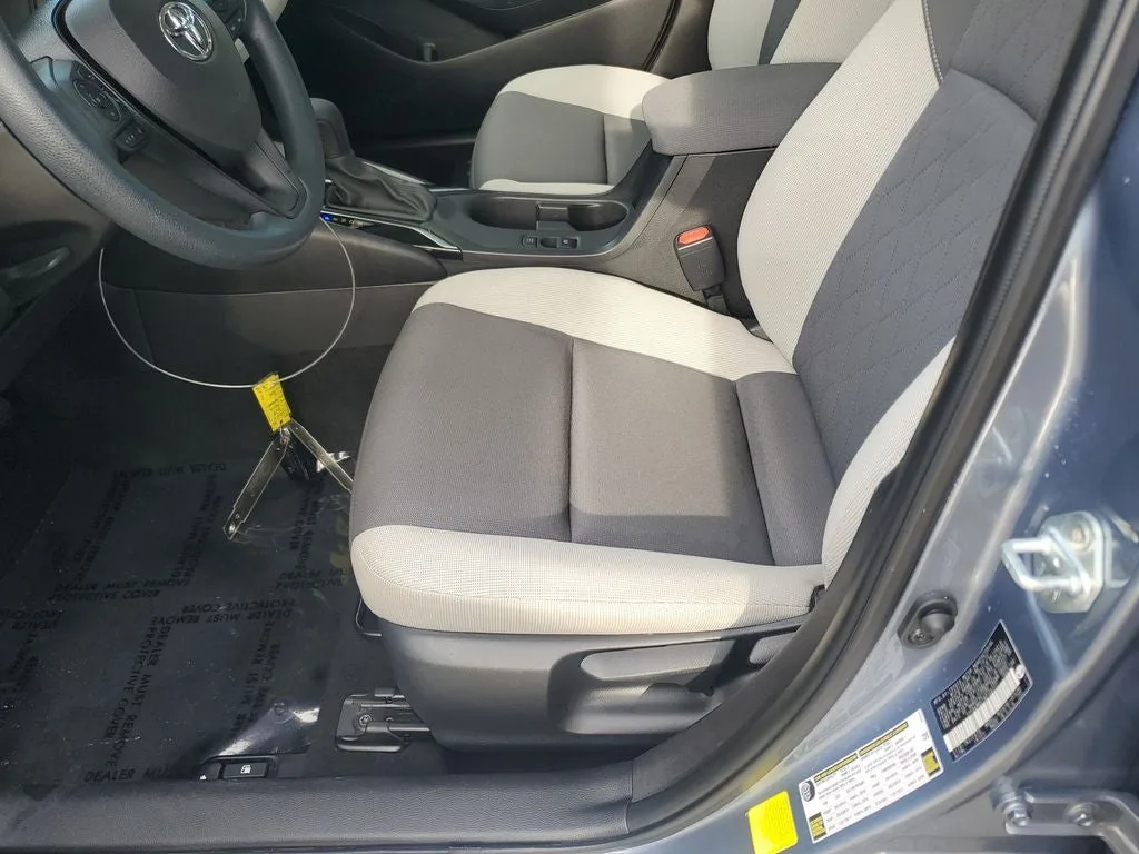 2024 Toyota Corolla LE photo 20