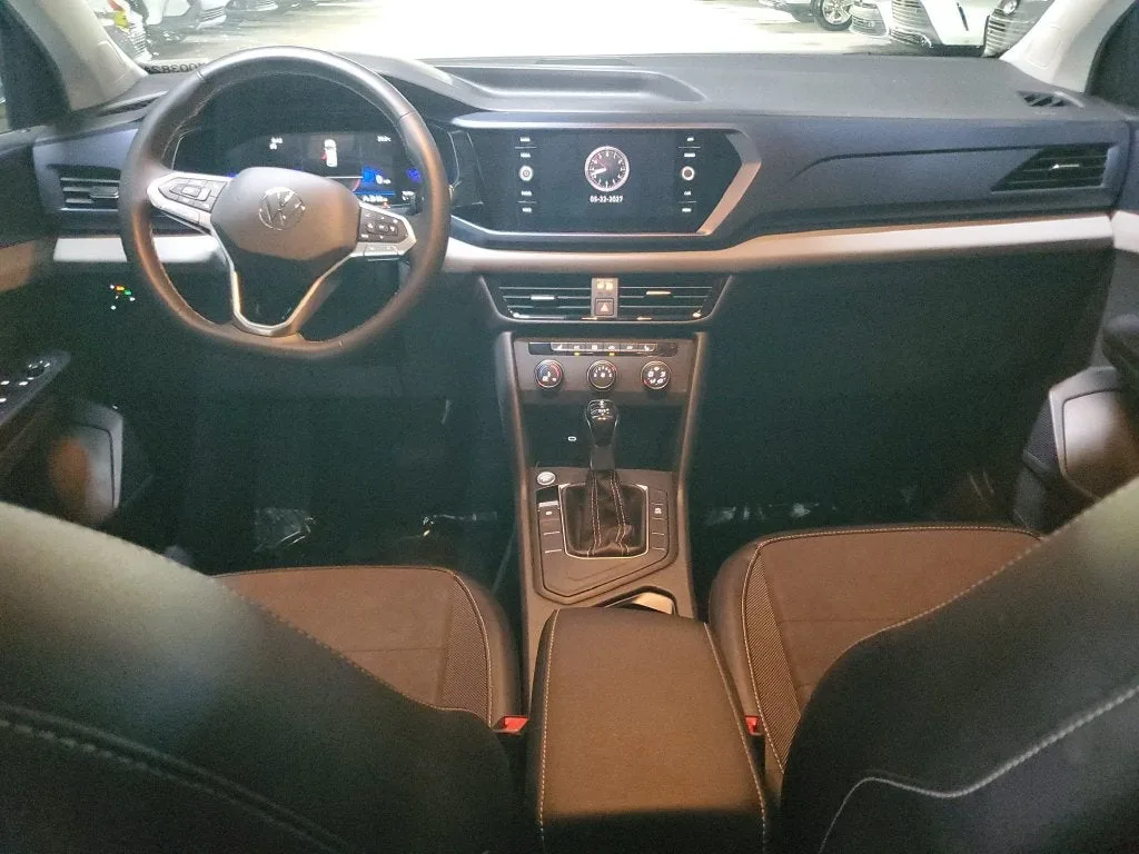 2022 Volkswagen Taos 1.5T SE photo 14