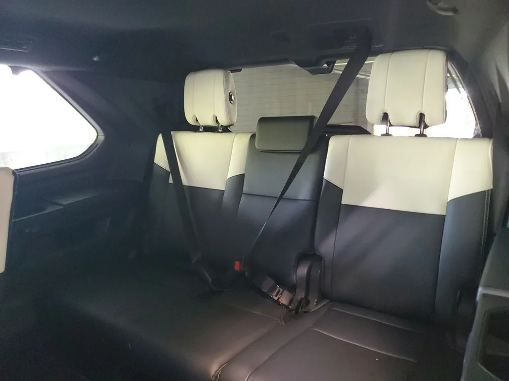 2025 Toyota Sequoia Capstone photo 12