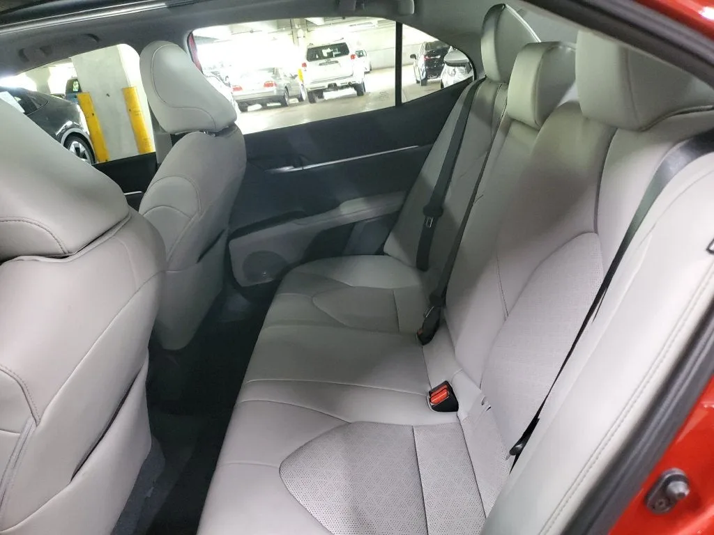 2021 Toyota Camry XSE photo 12