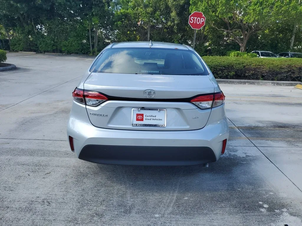 2024 Toyota Corolla LE photo 5
