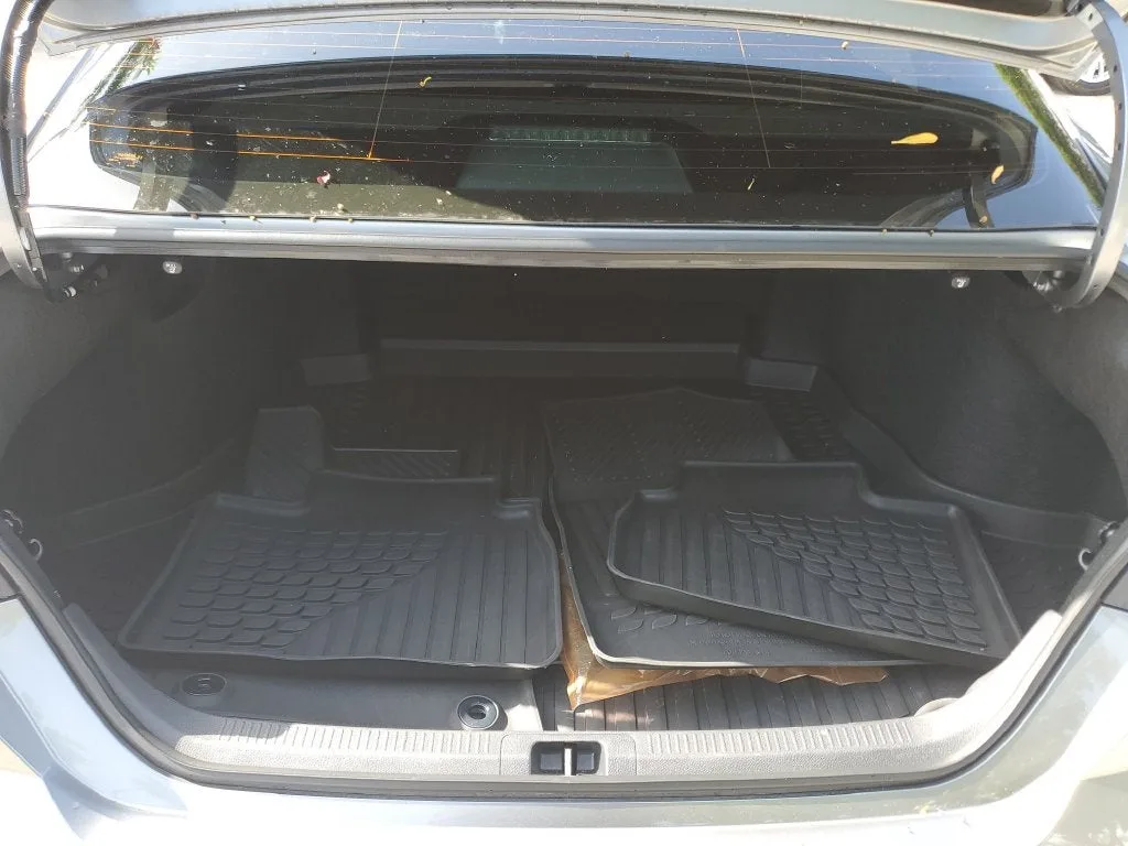 2026 Toyota Camry SE photo 9
